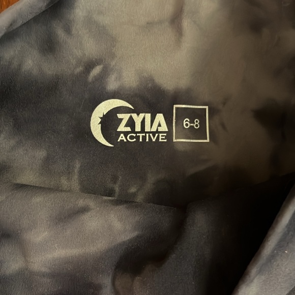 Zyia Hendrix legging size 6-8 - Picture 2 of 2